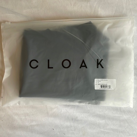 CLOAK brand Maxed Legging Black Size Women’s M, Brand-new & with pockets! - Picture 2 of 5